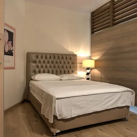 Kouros Apartman Kavála