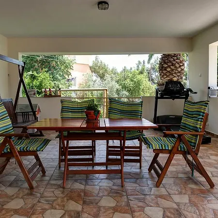 Kouros Apartman Kavála