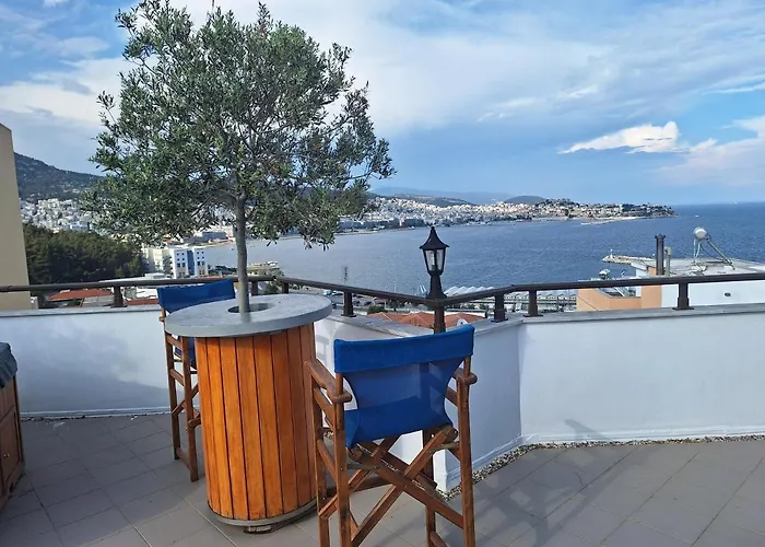 Kouros アパート カヴァラ